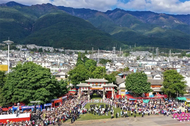 大理旅游：“三月街”大幕将启